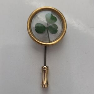 Vintage Real Shamrock Green Clover Lapel Pin Brooch